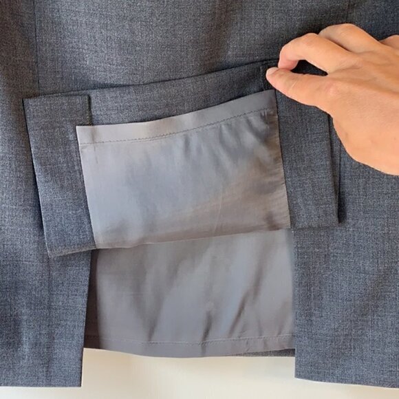 Escada for Neiman Marcus Germany Made Wool/Mohair Blend Pencil Skirt. EU42 - Picture 11 of 11